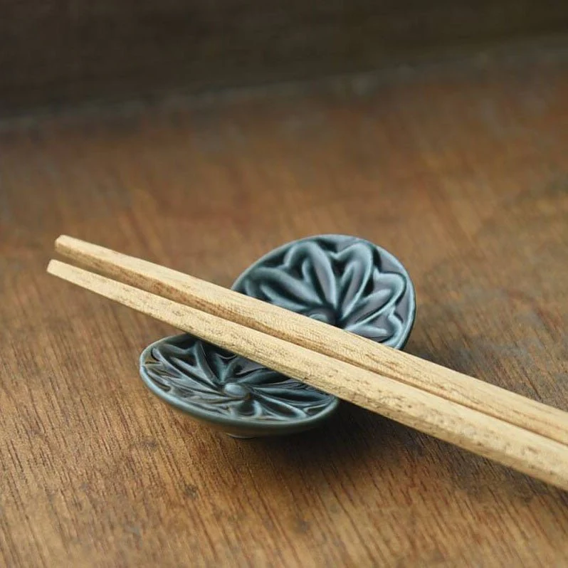 Botanical Motif Chopstick Rest — Olive - Image 5