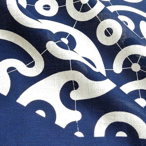 Furoshiki 100 – Karakusa in Navy - Image 8