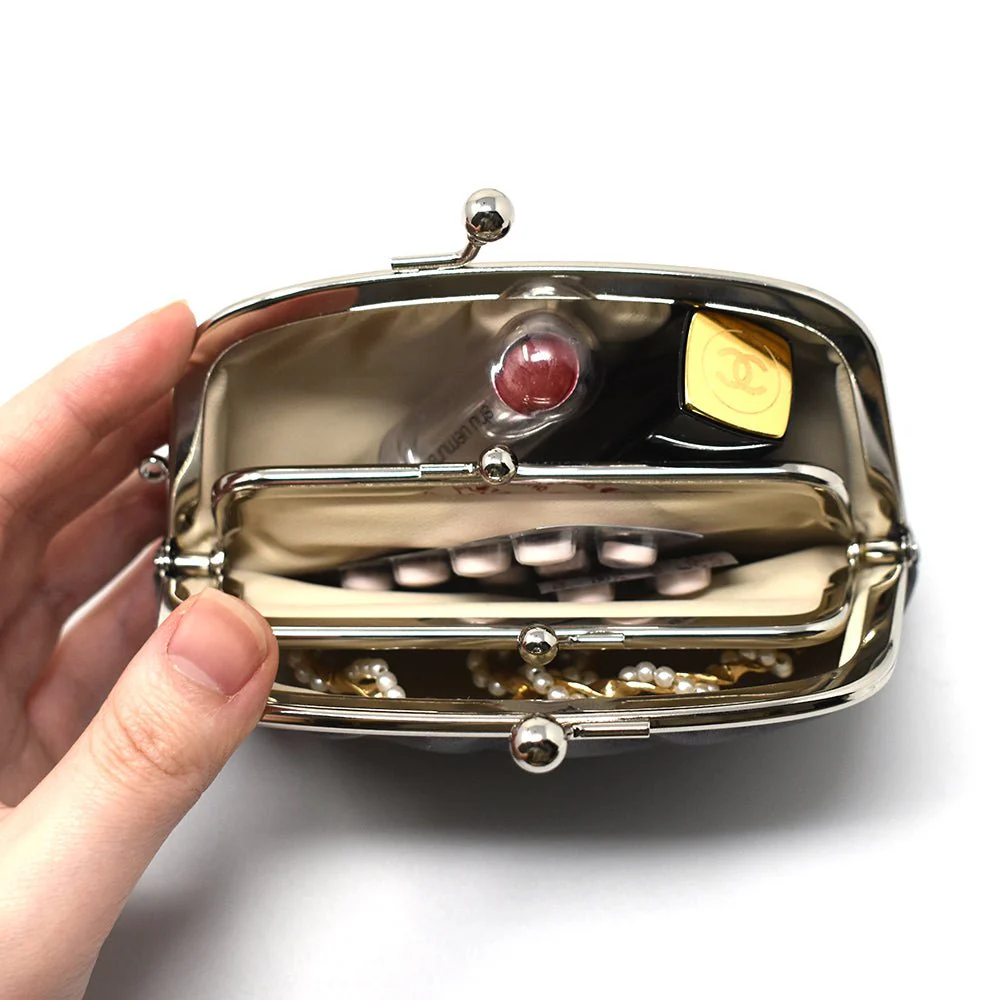 Gamaguchi Purse - Image 8