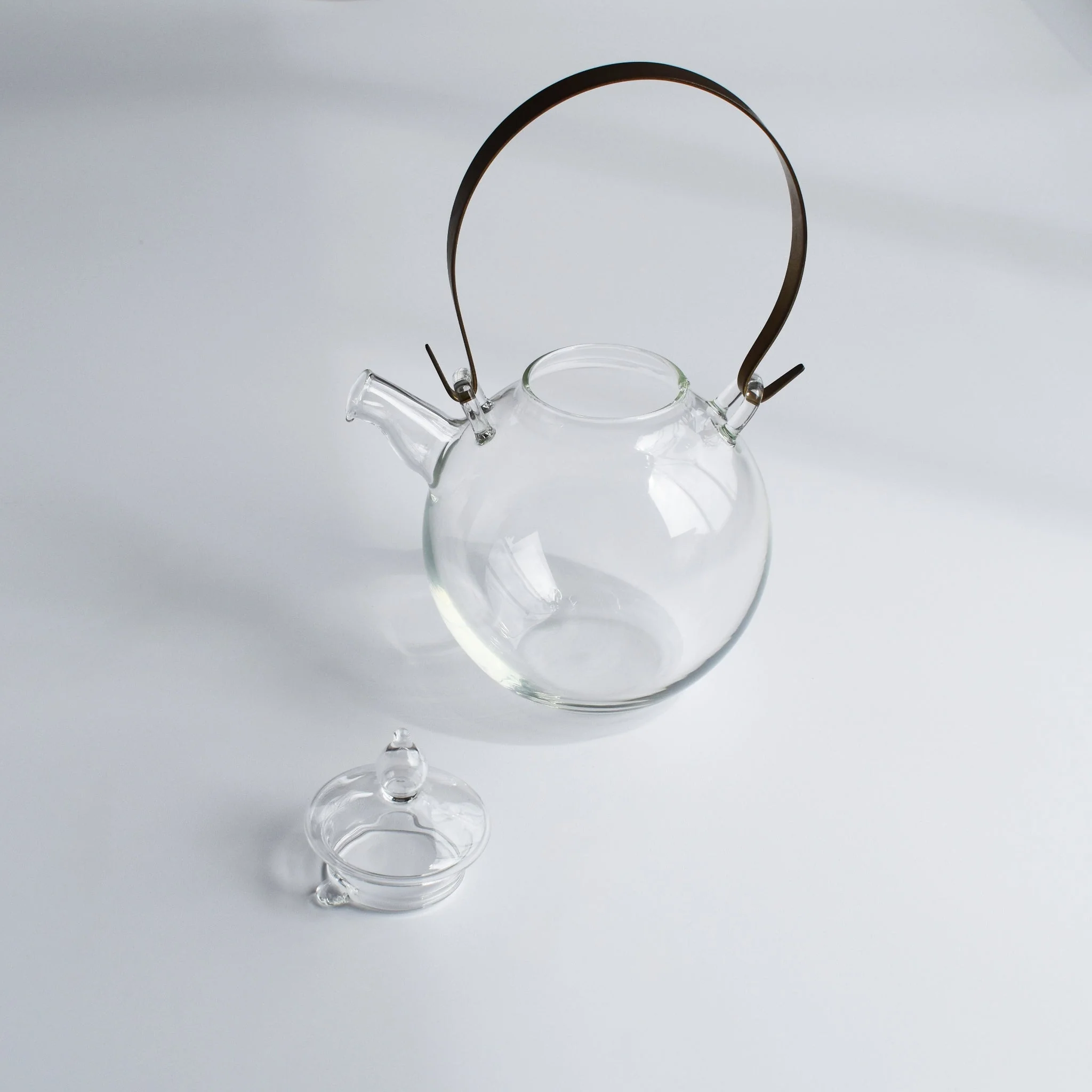 Manmaru Glass Teapot with Brass Handle — 500ml - Image 5