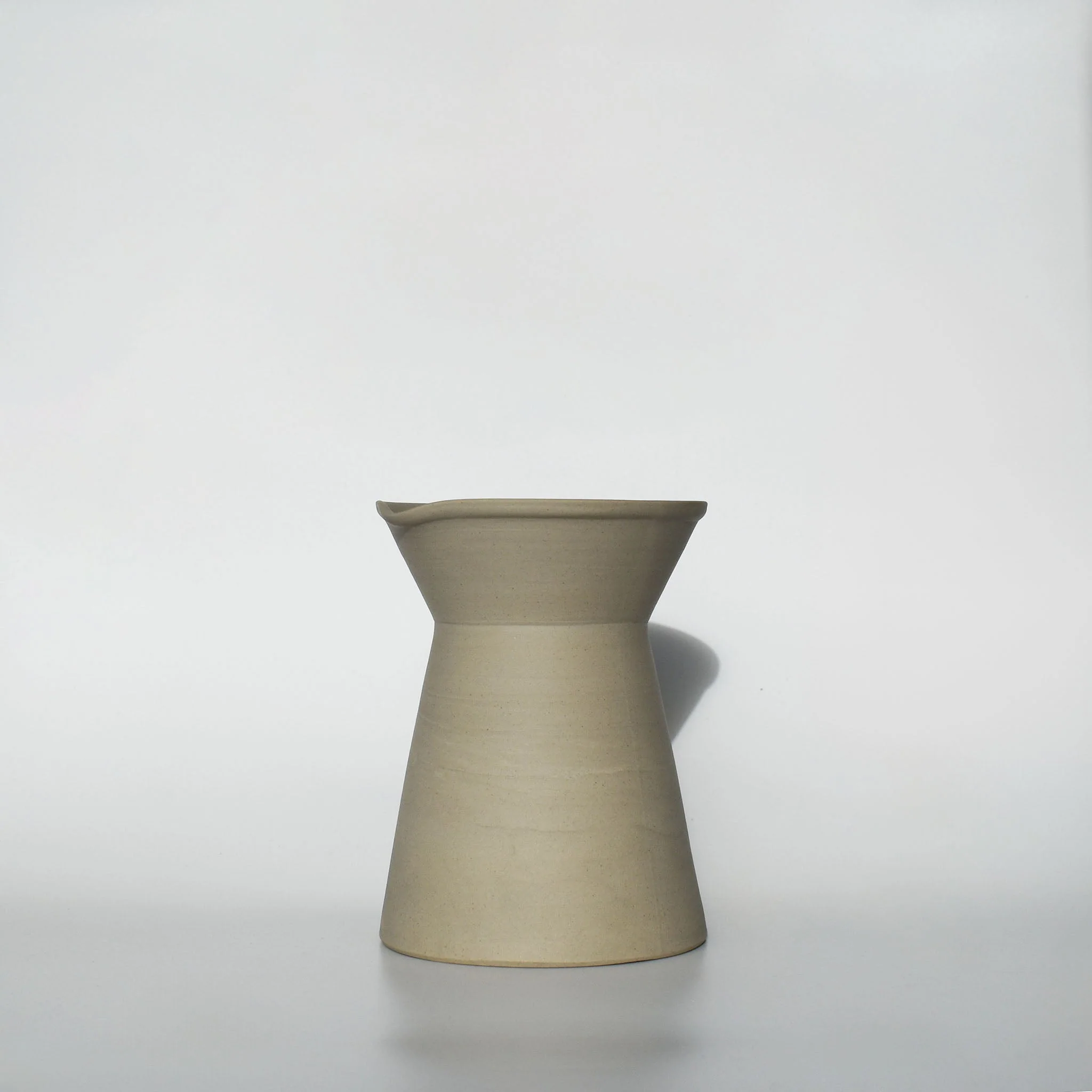 Nankei Ceramic Coffee Server - Image 3