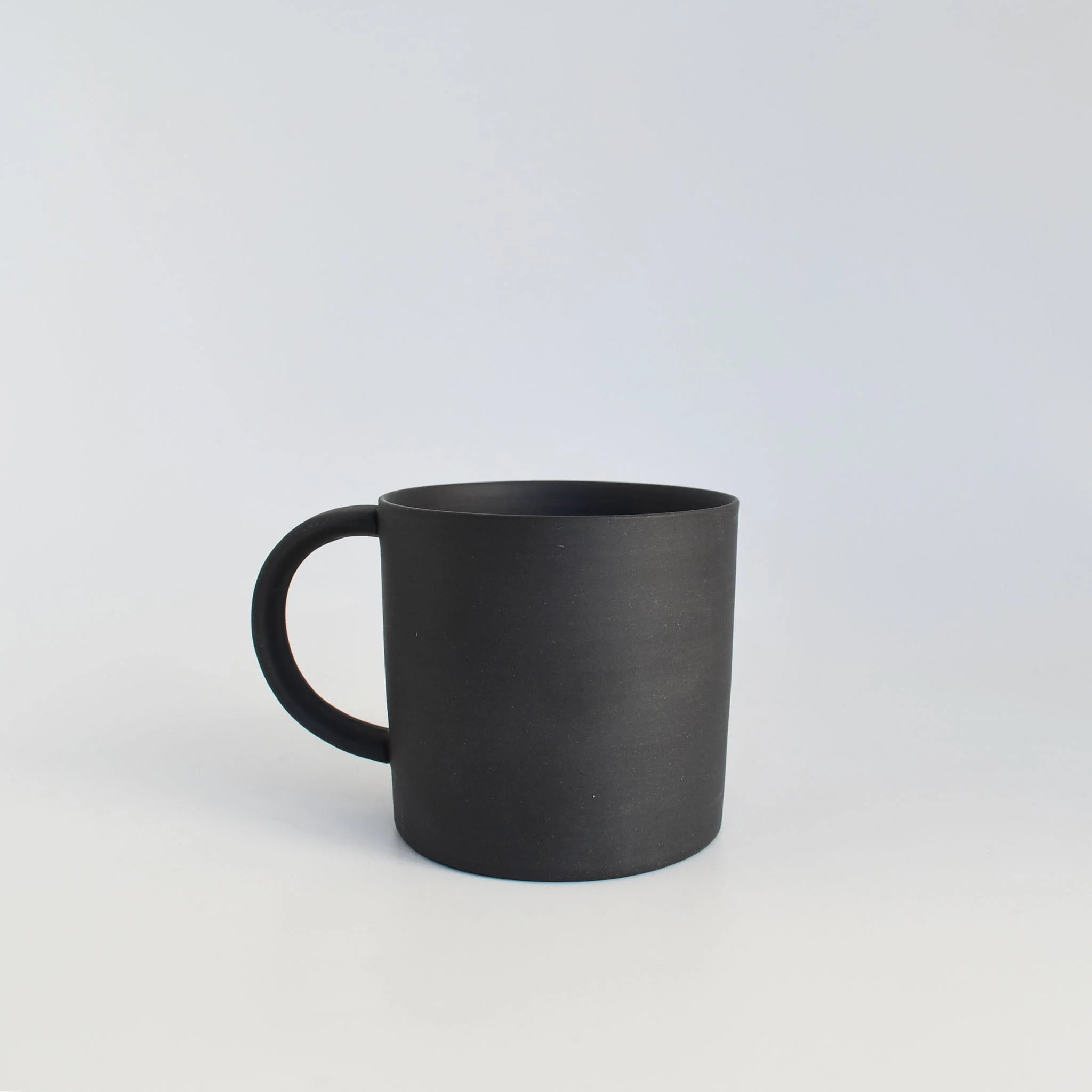 Nankei Cylindrical Ceramic Mug - Image 4