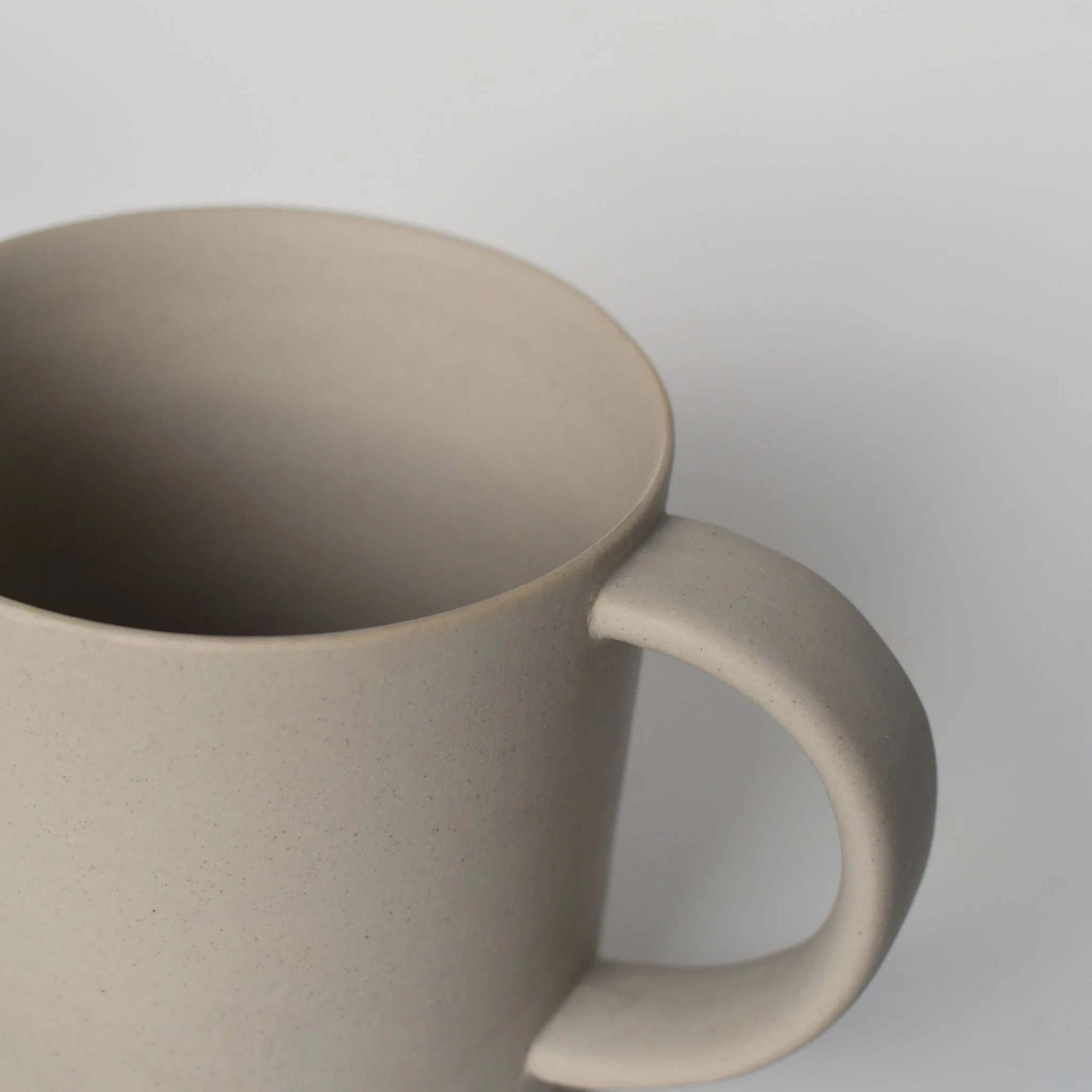 Nankei Cylindrical Ceramic Mug - Image 5