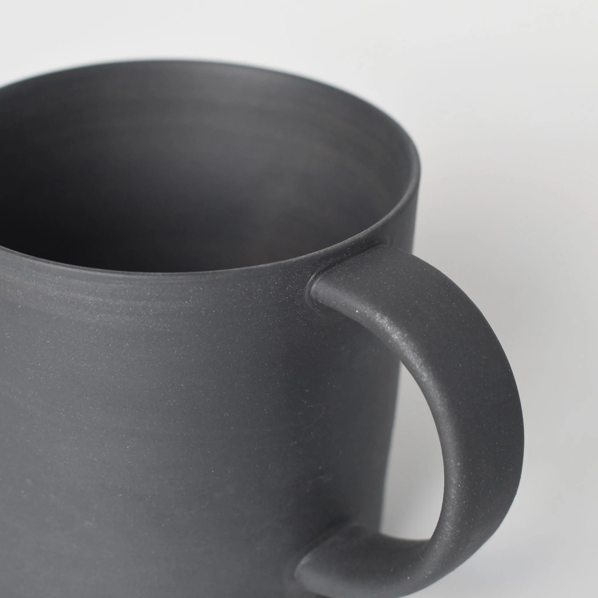 Nankei Cylindrical Ceramic Mug - Image 6