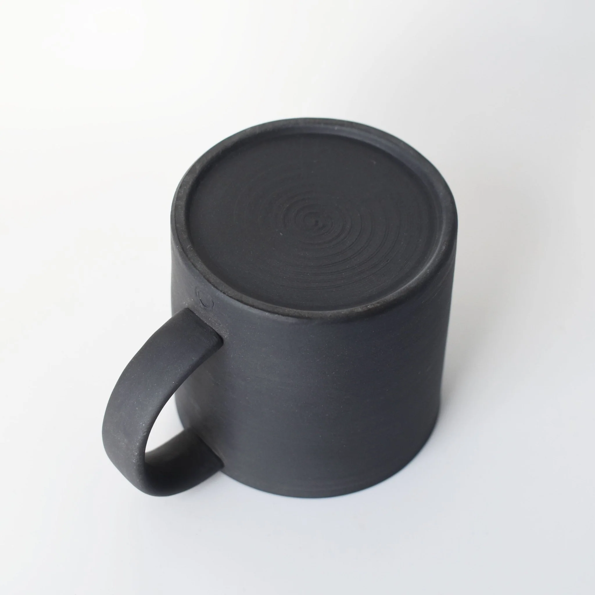 Nankei Cylindrical Ceramic Mug - Image 8