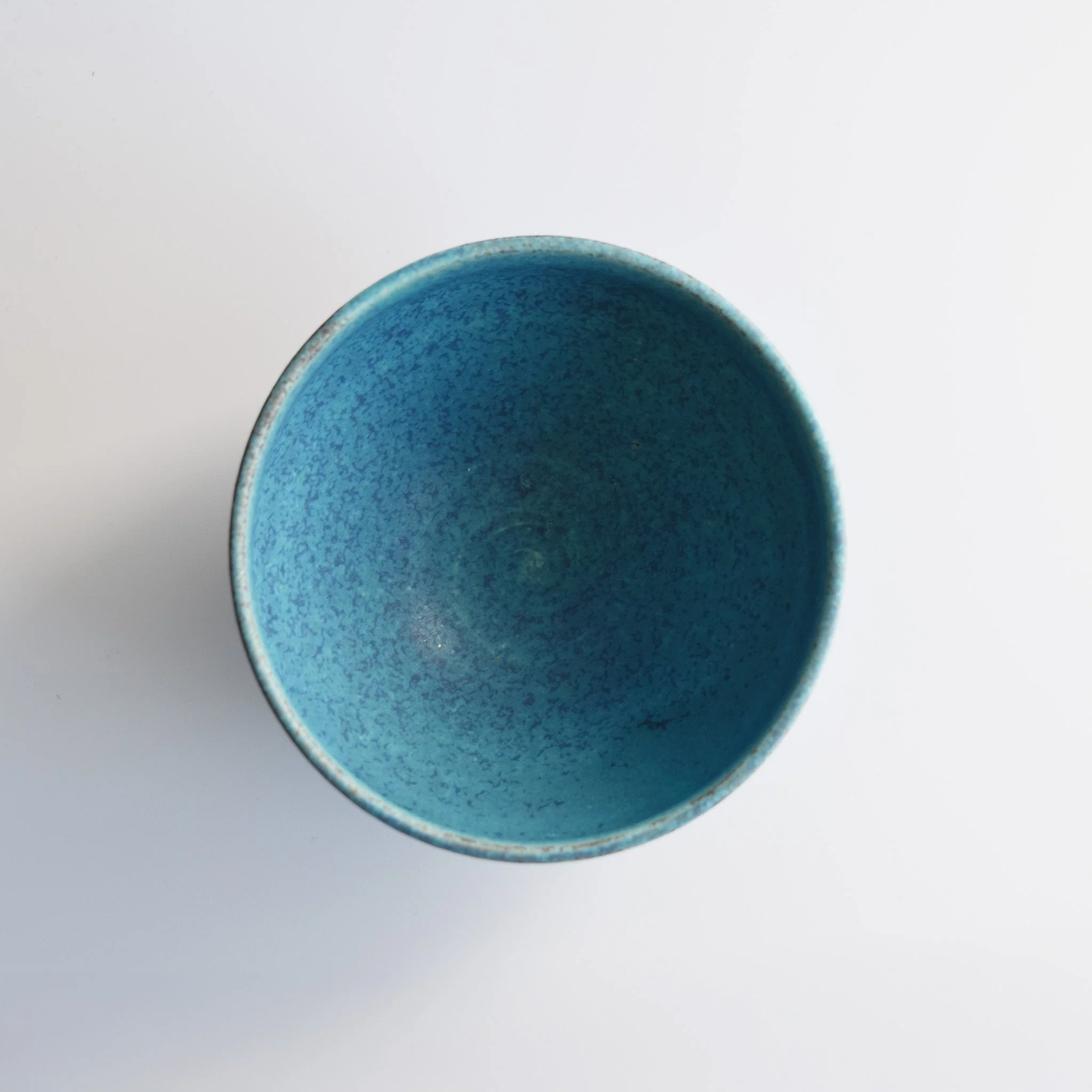 Shigaraki Matcha Bowl - Azure Blue Glaze - Image 5