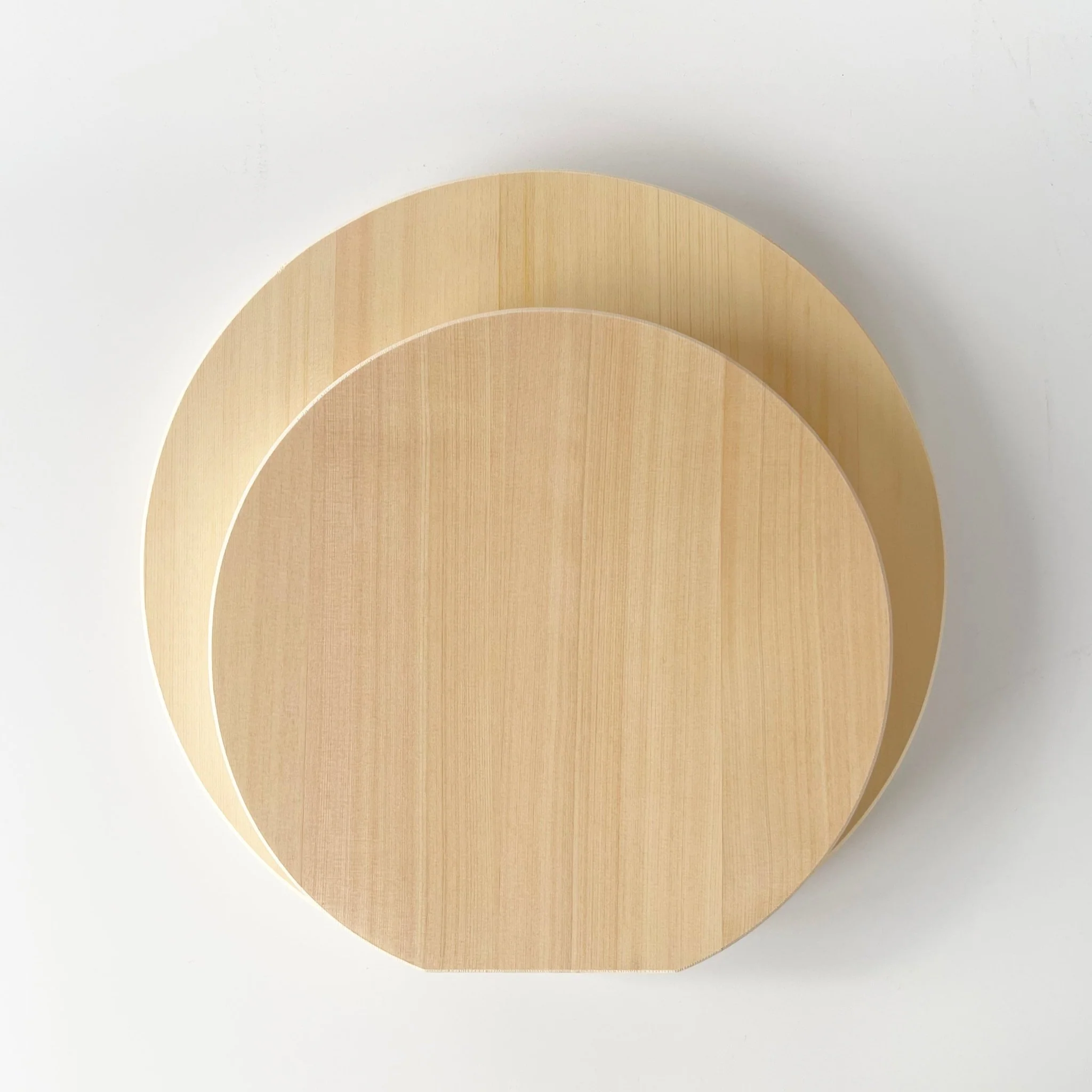 Yamaichi Hinoki Grand Round Cutting Board - Image 6