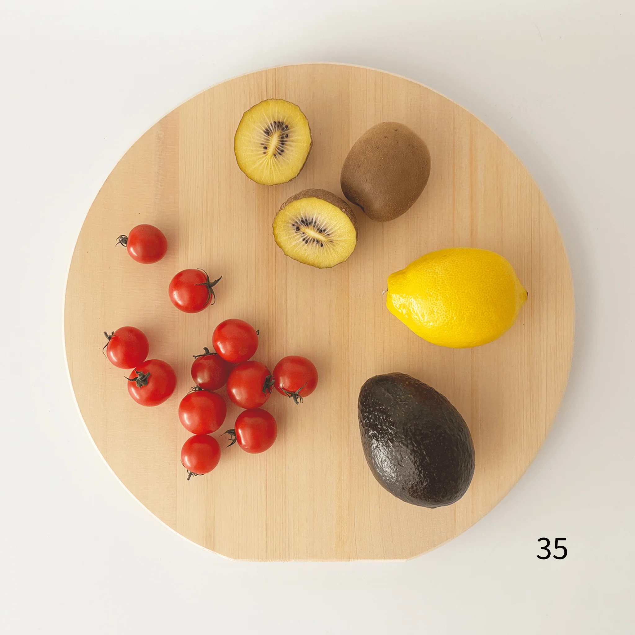 Yamaichi Hinoki Grand Round Cutting Board - Image 7